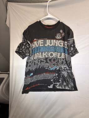 5ive Jungle Walk Of Life Graphic T-Shirt Size L Black
